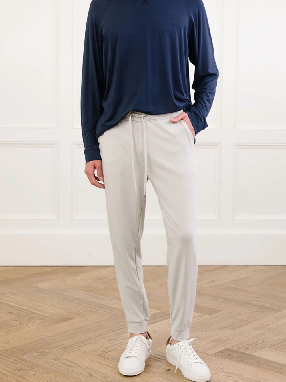 Cozy Earth Men’s Bamboo Jogger and Crewneck Loungewear Set